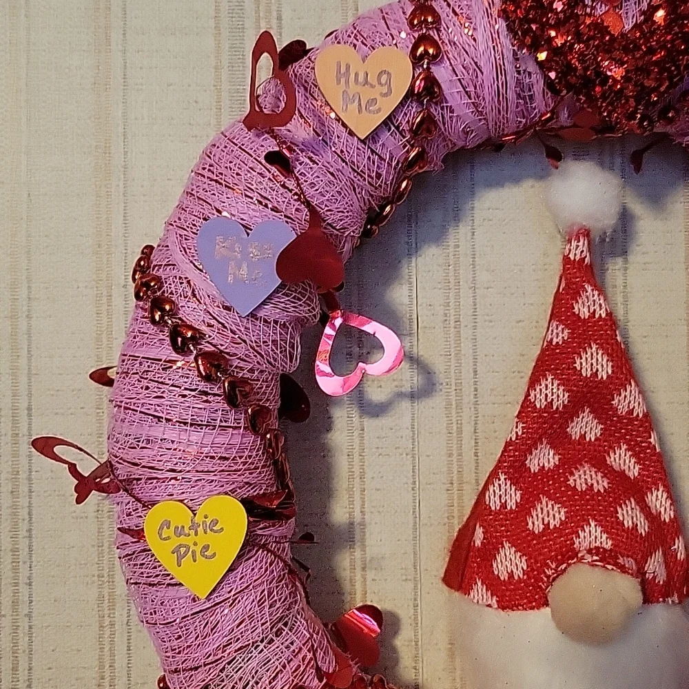 HAND CRAFTED WREATH VALENTINE'S GNOME WITH CONVERSATION HEARTS